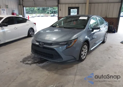 2022 Toyota Corolla Le z USA, uszkodzony, nr VIN 5YFEPMAE0NP349921